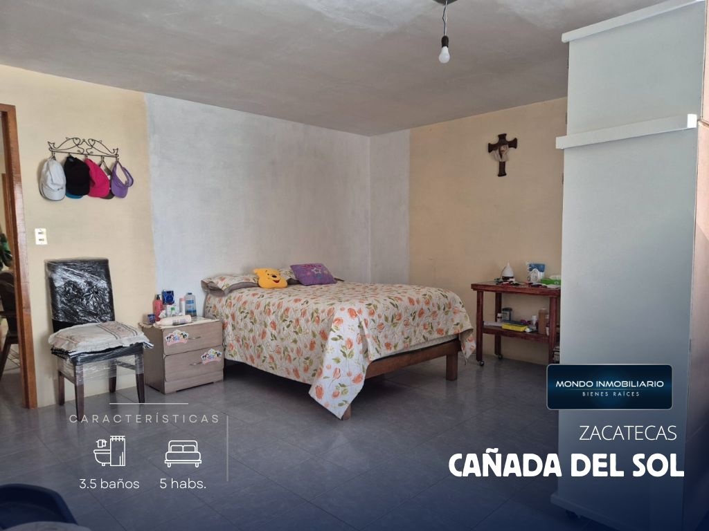 HERMOSA Y AMPLIA CASA EN CAÑADA DEL SOL - Mondo Inmobiliario